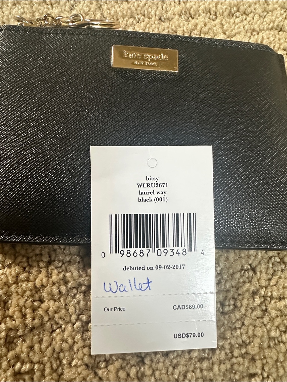 kate spade Black Saffiano Leather Bitsy Wallet with Gold Plaque WLRU2671